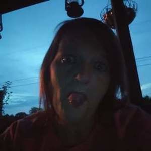 Meet your Posher, Tabitha